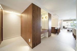 REF 1512 - Cannes Croisette