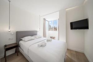 REF 1512 - Cannes Croisette