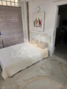 3-Bed Villa Sleeps 8 with Private Pool