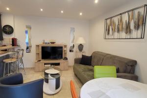 Charming T2 100 meters from the beach