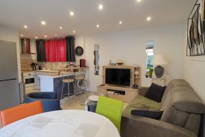 Charming T2 100 meters from the beach