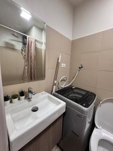 Hearth of Ember 2 at Shore 3 Residences