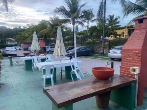 Ape complete on the main waterfront street