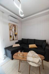 Minimal Trikala Escape