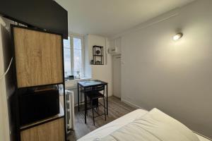 Appartements Charming studio in the city center : photos des chambres