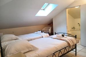 Maisons de vacances Villa 145 m near ocean with pool and garden : photos des chambres