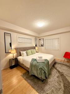 2bedroom luxury Condo