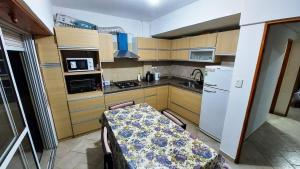 Departamento 11 - Av 1 - Grupo DEL SALVADOR