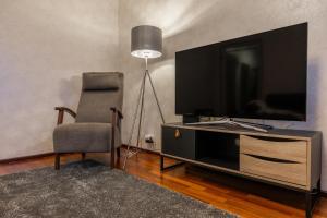 Arctic River City Suite