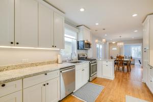 2 Mi to Northwestern: Updated Home w Game Room!
