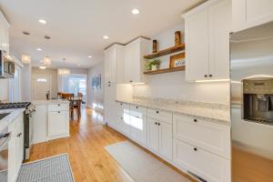 2 Mi to Northwestern: Updated Home w Game Room!