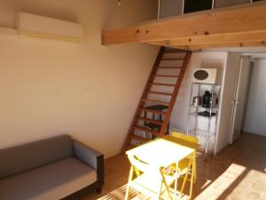 Studio Mezzanine Climatisé avec Piscine & Tennis - 4P - FR-1-799-48