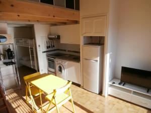 Studio Mezzanine Climatisé avec Piscine & Tennis - 4P - FR-1-799-48