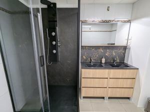 Appartements Spacieux appartement 3 chambres, proche ski et nature, WiFi, parking, animaux admis - FR-1-589-782 : photos des chambres
