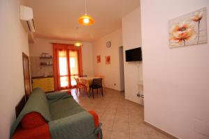 Trilocale Piano Terra Con Veranda