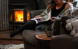 Sunset Mountain Views near Town on 3 Private Acres