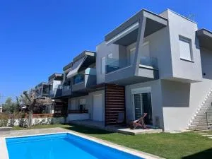 Emerald Luxury Apartments - Áyios Yeóryios