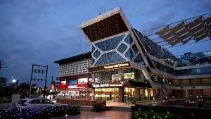 Hotel Royal Bistro - Zainābād