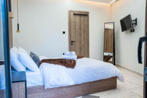 Executive House est November 2024