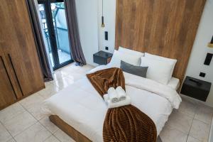 Executive House est November 2024