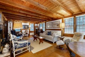 Great White Cape Escape