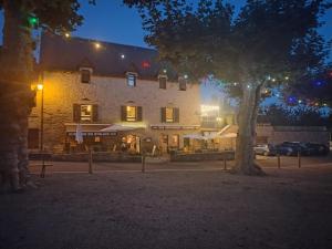 Auberge du donjon Chambre chocolat
