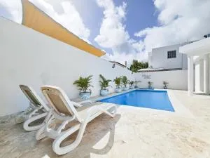 Villa completamente privada con piscina, jacuzzi y gran patio - Pueblo Bavaro