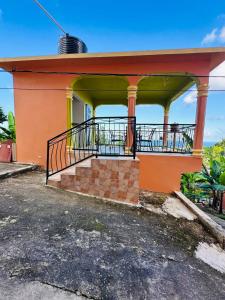 Hibiscus View Apartment Rental