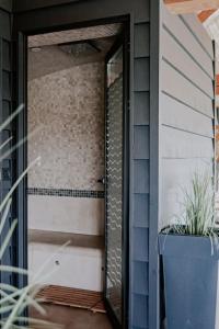 Magnifique maison au coeur du Perche avec piscine chauffée, sauna et hammam
