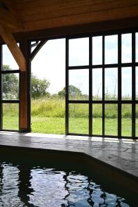 Maisons de vacances Magnifique maison au coeur du Perche avec piscine chauffee, sauna et hammam : photos des chambres