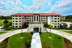 The Cook Hotel and Conference Center at LSU - Southdown