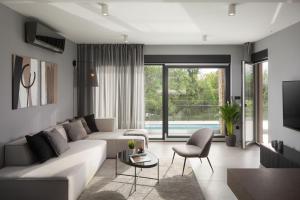 Villa Anthea and Paola