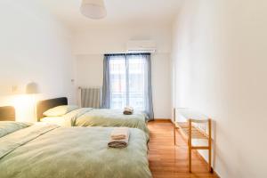 Modern 2-Bedroom Apt in Athens