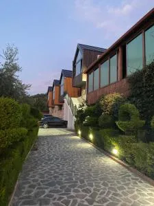 Hotel & Restorant Flamuri - Belsh