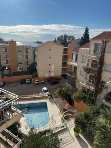 Good morning Petrovac