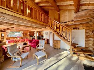 Chalets Chalet les SORBIERS, en rondins, classe 4****etoiles : photos des chambres