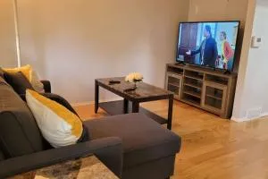 Elegant 4-Bedroom Family Home - YYC