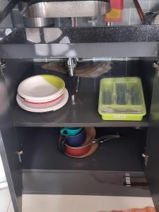 Apto completo, totalmente equipado, com um quarto - sem garagem - não são permitidas visitas