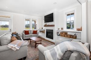 Hygge on Hilltop by Seabrook Hospitality