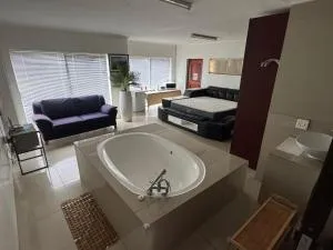 Tranquil Haven - Die Grendel