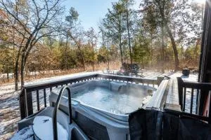 Timber Haven Aframe Cabin - Brand New Hot Tub - Friendship