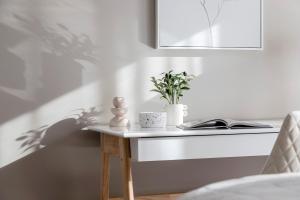 Expansive 5-Bed Stunner for Corporate &Families