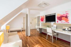 Junior Suite with Double Bed room in Best Western Plus Hotel StadtPalais