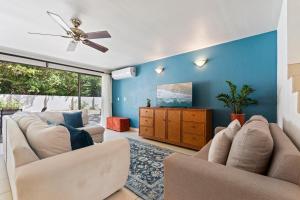 Casa Oasis Beach Villa with Pool, Playa Grande