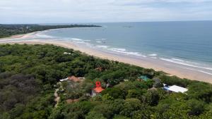 Casa Oasis Beach Villa with Pool, Playa Grande