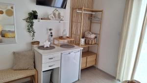 Apartments and rooms with parking space Hvar - 13161