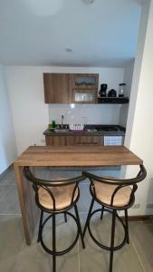 Apartamento Urapanes cerca a home center