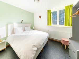 Stylish Retreat with Sauna