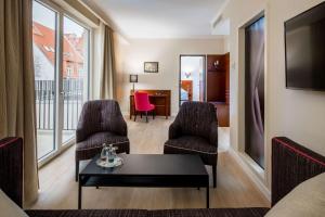 Suite with Double Bed and Sofa Bed - Annex room in Best Western Plus Hotel Excelsior