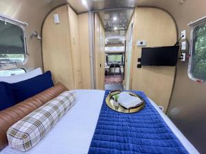 Limited Edition Airstream Midway Downtown & Beach